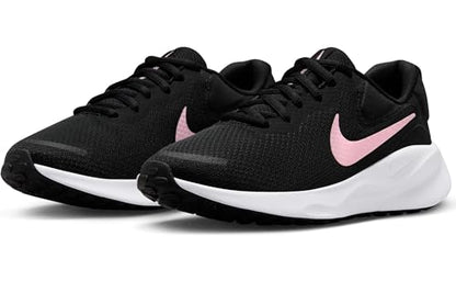 NIKE Women's Revolution 7 Sneaker
