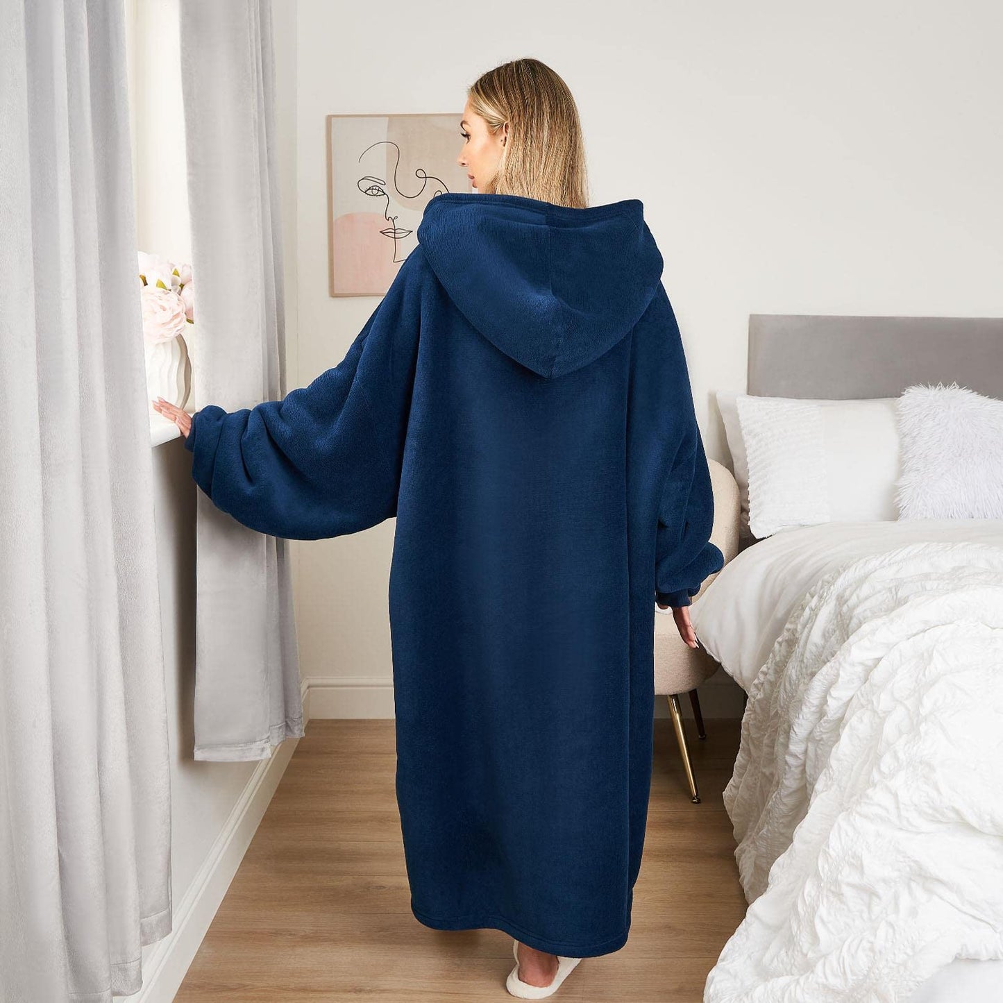 Sienna Extra Long Oversized Blanket Hoodie Wearable Throw with Pockets Sleeves Soft Sherpa Fleece Wearable Throw Giant Sweatshirt, Charcoal Grey