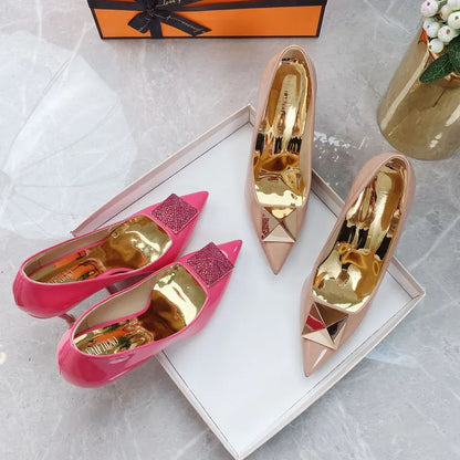 Fashion Rhinestone Pointed Toe Pumps